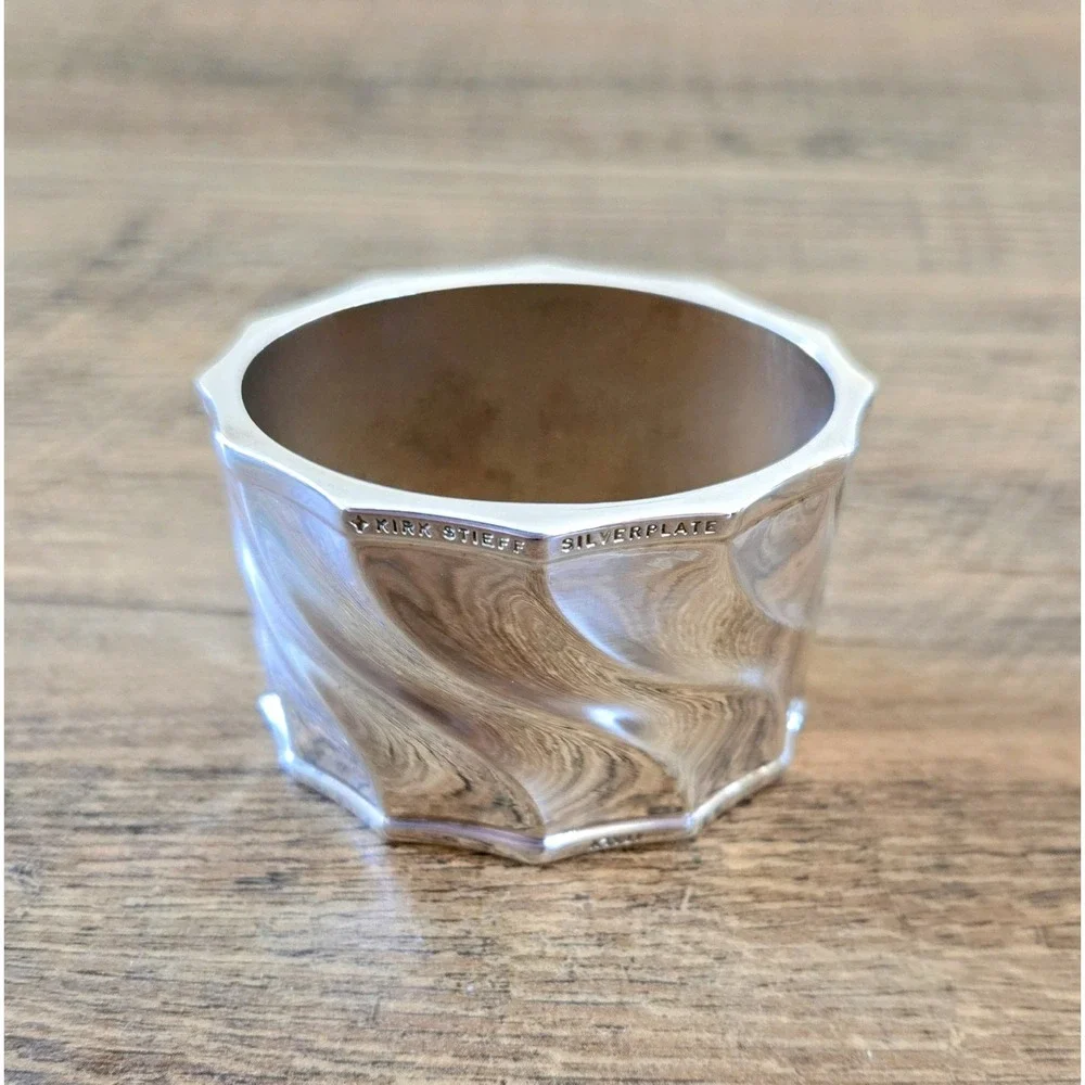 Kirk Stieff The Keswick Collection Set Of 4 Silverplate Napkin Rings